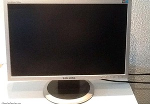 Ecrã SamsungSyncMaster 940NW