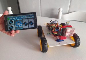 Carro Robot Arduino Educacional Com Display Móvel Indicação Direção.