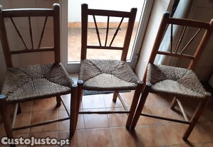 3 Cadeiras de Palha