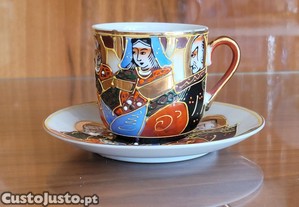 Chvena de Caf Japonesa Porcelana