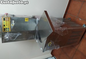 Mquina Temperadora de Chocolate-8kg-Excelente estado de uso-Negocivel