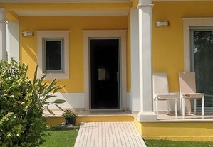 Casa / Villa T4 em Leiria de 361,00 m²