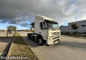 Trator volvo FM 420 6x2