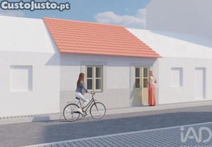 Casa / Villa T2 em Oliveira do Douro de 70 m²