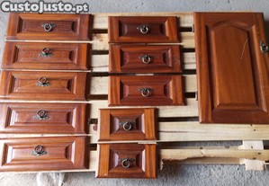 Portas de madeira para móvel e para gavetas - Em excelente estado