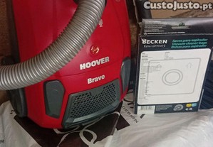 Aspirador marca Hoover com alguns sacos