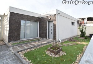 Casa / Villa T2 em Vieira de Leiria de 66,00 m²