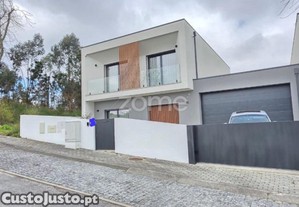 Moradia T3 Nova - Vila Verde, Braga