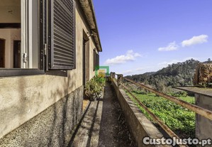Moradia t2 localizada so roque de faial cho do cedro gordo ribeiro frio