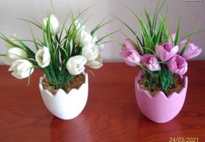 2 vasos de tulipas decorativos