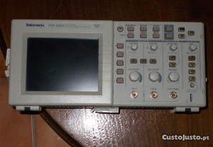 Tektronix TDS 1002 Digital Storage Oscilloscope