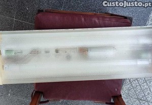 Armadura Led Acrlico metlica
