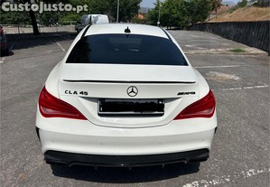 Mercedes-Benz CLA 45 AMG AMG - 14