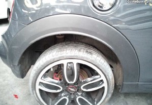 Cave de roda tras direita MINI MINI JOHN COOPER WORKS