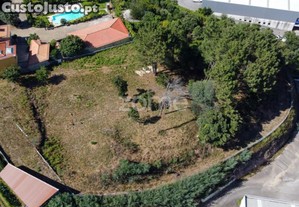 Terreno Rústico Em Vilar Do Andorinho Vn Gaia...