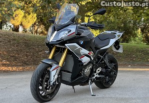 (9000 Kms !) BMW S 1000 XR Tricolor