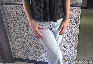 Blusa cropped preta com decote de ombro a ombro Tam - XS - C&A