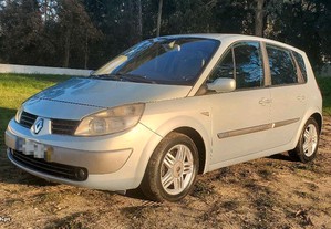 Renault Scnic II 1.9 dCi Luxe Privilge - 04