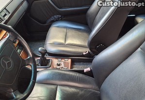 Mercedes-Benz 250 Carrinha Mercedes 250 TD (124 T) - 93