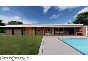 Moradia Térrea V3 Com Garagem E Piscina Em Guia...