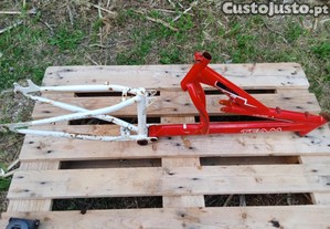 Bicicletas 2 Quadros de BTT