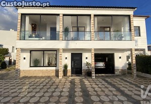 Casa / Villa T4 em Ericeira de 204,57 m²