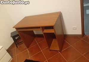 Secretaria computador carvalho