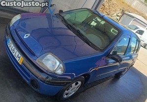 Renault Clio fidji - 98