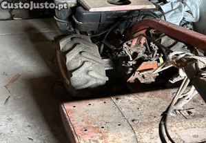 Trator moto cultivador