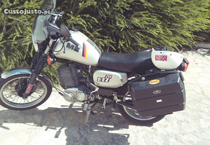 Motocicleta MZ ETZ 251