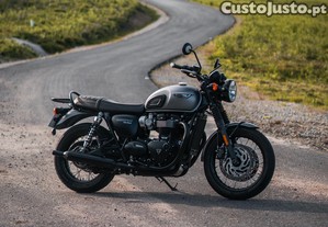 Triumph Bonneville T120 Black - 17