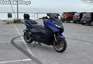 Yamaha TMAX