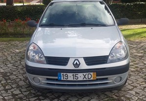 Renault 4 - Clio - 04