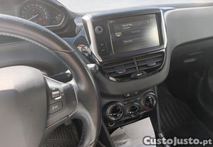 Peugeot 2008 St line - 15