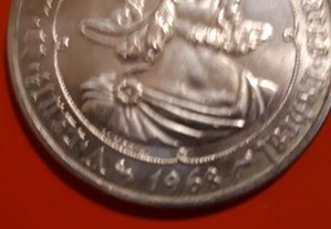 Moeda 50 escudos 1968 - prata