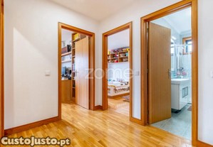 Apartamento T3 Em Valongo Com 2 Lugares De...