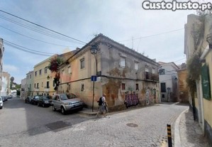 Prdio Para Reabilitao Com 5 Apartamentos -...