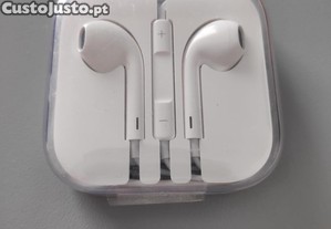 Apple EarPods com Fios e Controlo de Volume (NOVOS)