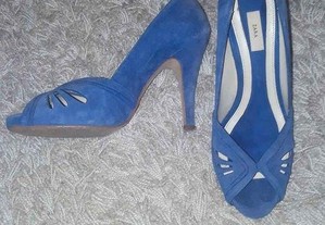 Sapatos azuis da Zara, tamanho 37