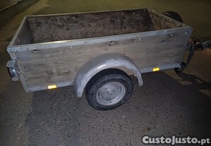 Atrelado com travo de inrcia 1.80m  1.00m