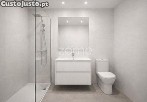 Apartamento T1+1 | Loja Convertida Em Habitação