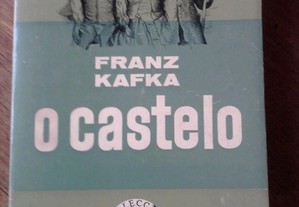 Livro o Castelo de Franz Kafka