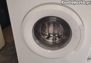 Máquina de lavar roupa
