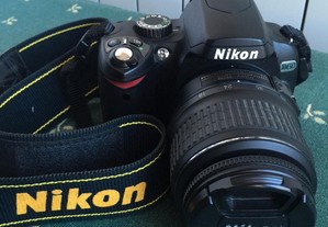 Máquina fotográfica Nikon D60