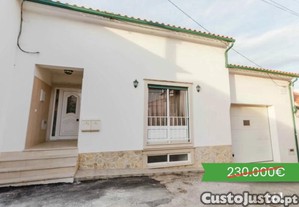 Moradia T4 Com Garagem, Abrunheira,...