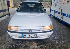 Opel Astra Spor