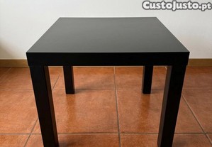 Mesa de centro preta (IKEA LACK)