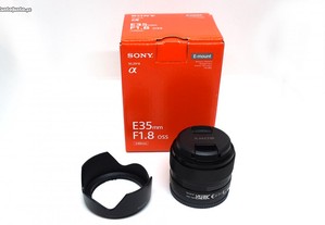 Objetiva Sony E 35mm f/1.8 OSS (SEL35F18.AE)