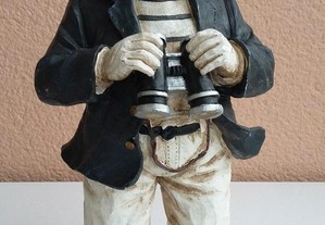 Estatueta Capitão marinheiro com binoculos