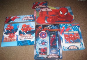 Pack Escolar "Homem Aranha" Novos e Embalados!